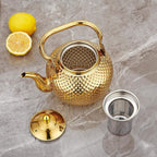 Grande Théière Dorée avec Infuseur vue de haut