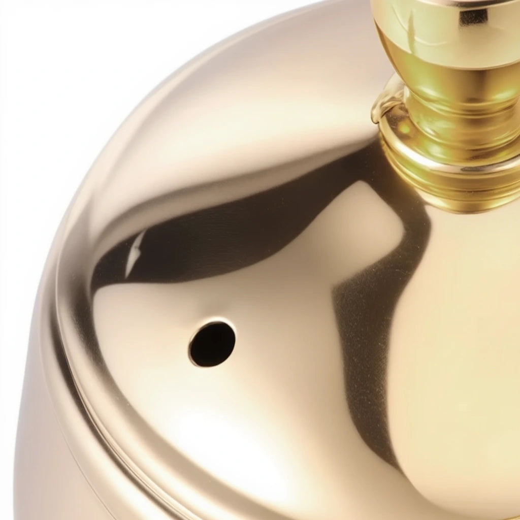 Grande Théière à Induction Dorée — 2 L vue sur le couvercle 