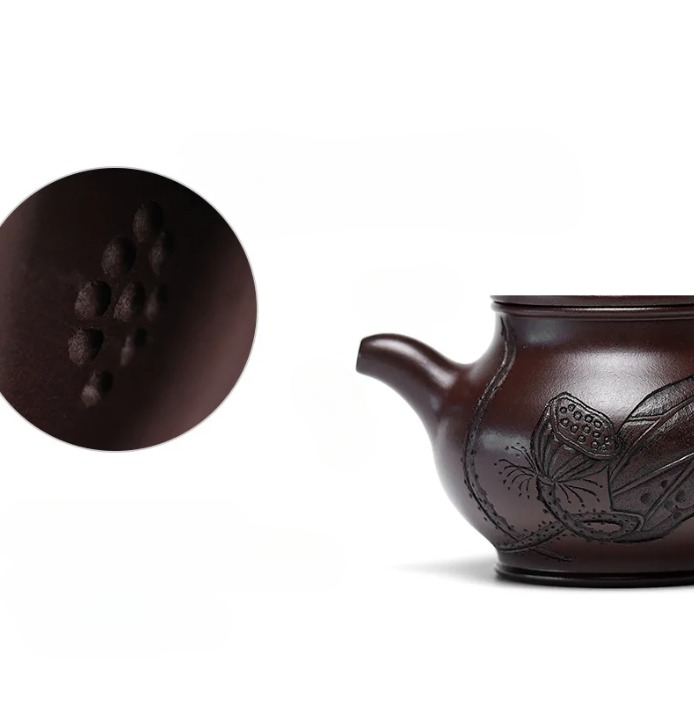 Théière Yixing Marron Artisanal vue sur la filtration 