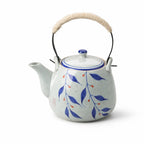 Théière 1L en Porcelaine sur fond blanc 