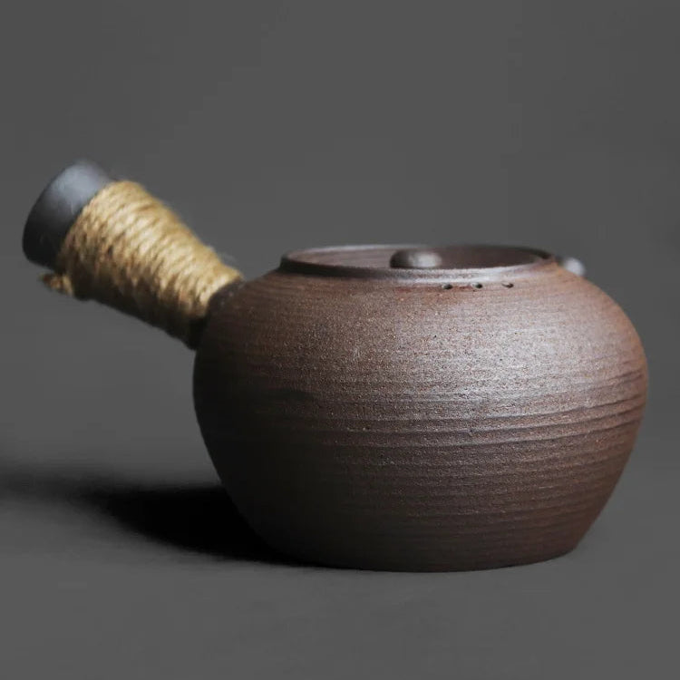 Théière Ancienne Artisanal Kyusu vue de près 