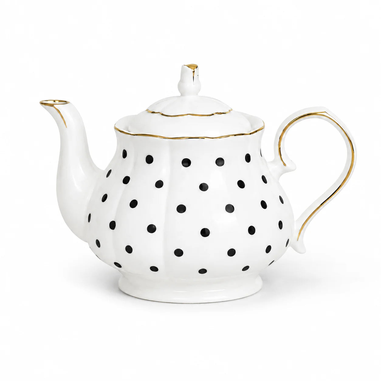 Théière Anglaise Blanche à Pois sur fond blanc 