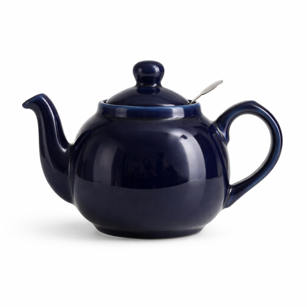 Théière Anglaise Bleu Foncée sur fond blanc 