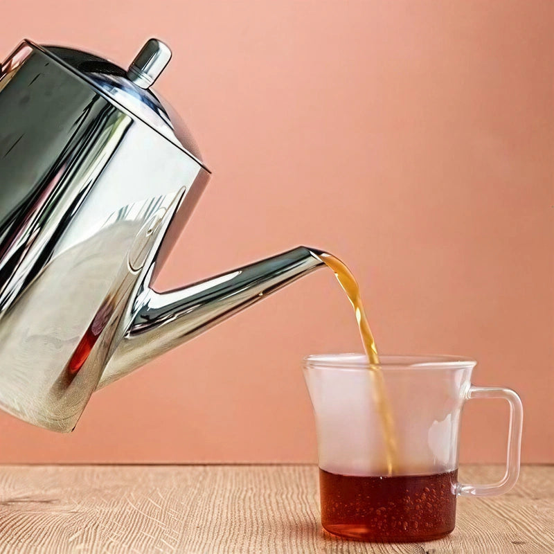 Théière Arabe en Inox Argentée 800 ml versant du thé 