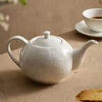 Théière Blanche en Porcelaine Blanche vue de face 