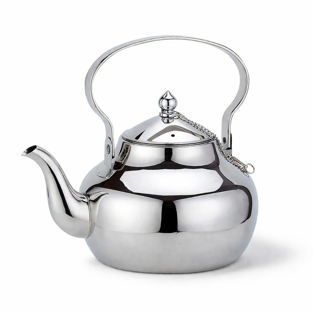 Théière Inox Argentée sur fond blanc 
