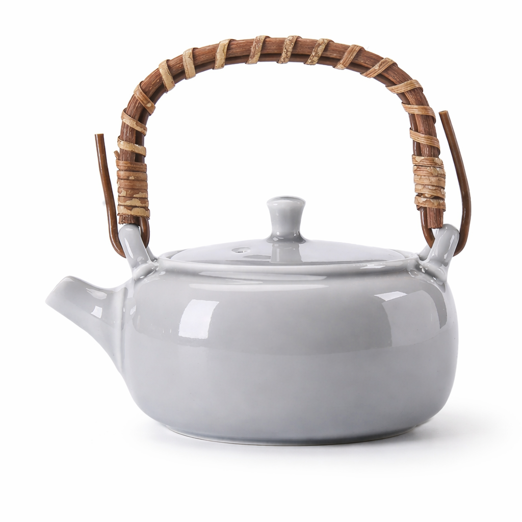 Théière Japonaise Grise sur fond blanc 
