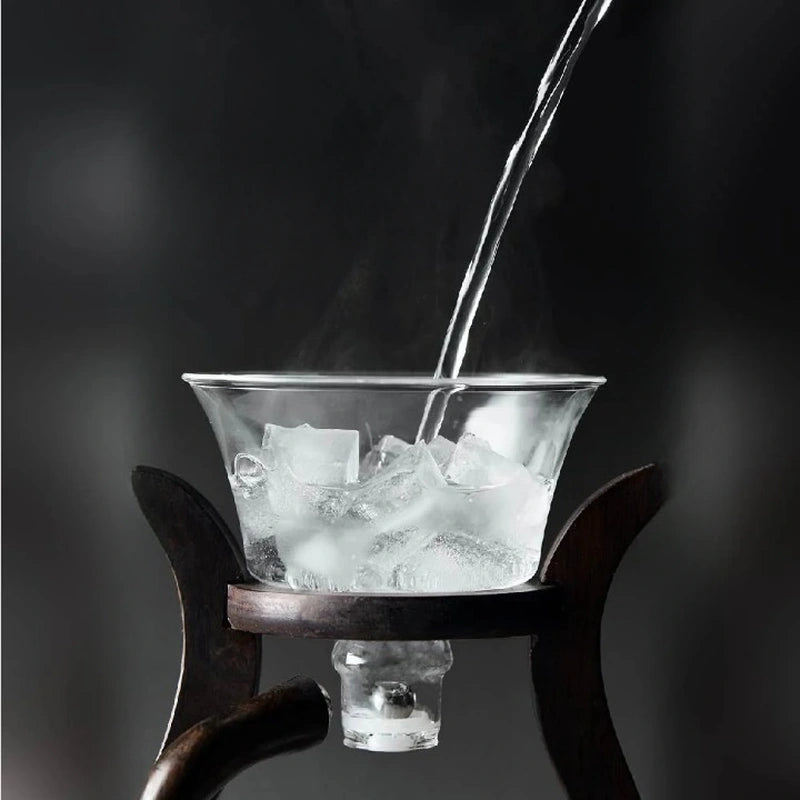 Théière Magnétique avec Tasse avec des glaçon 