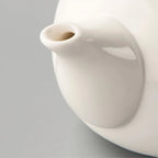 Théière Porcelaine à Motif Bleu vue sur le bec 