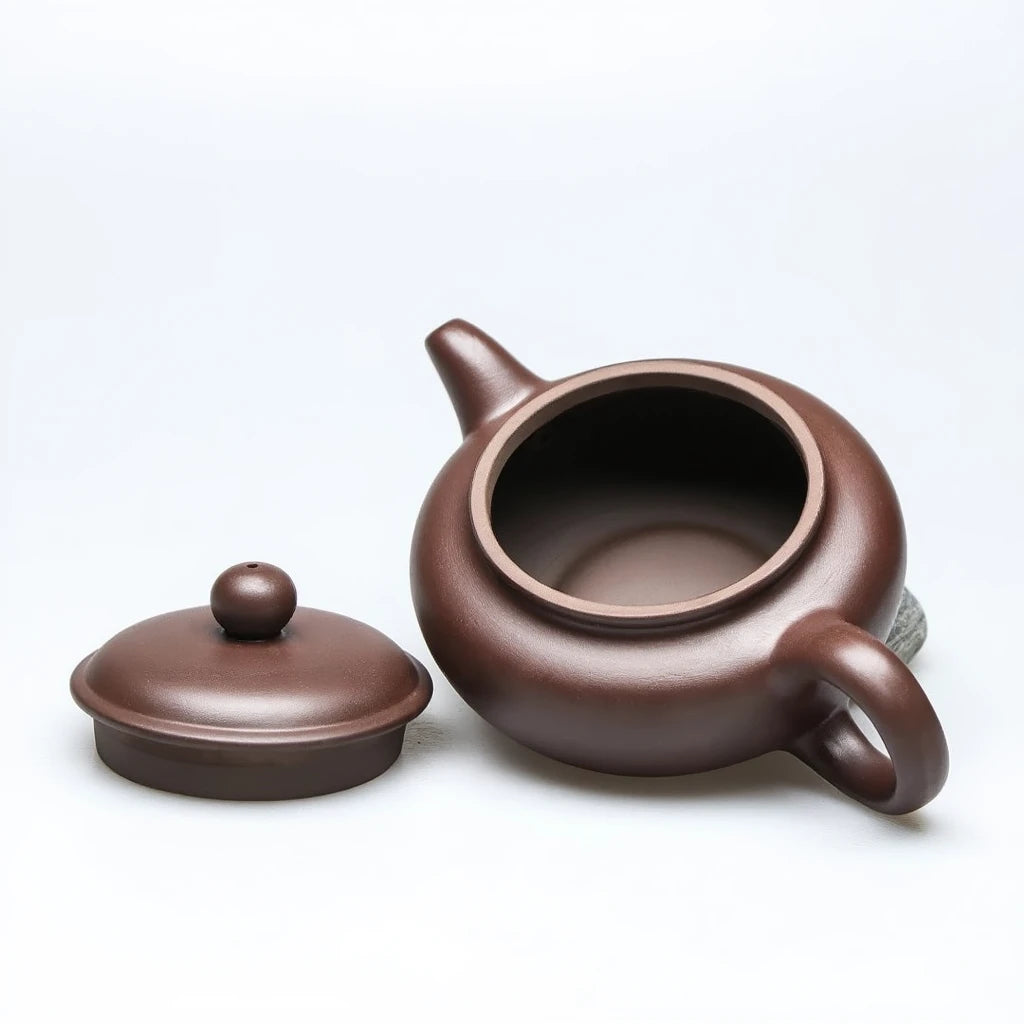 Théière en Terre Cuite de Yixing Marron vue sur l'intérieur 