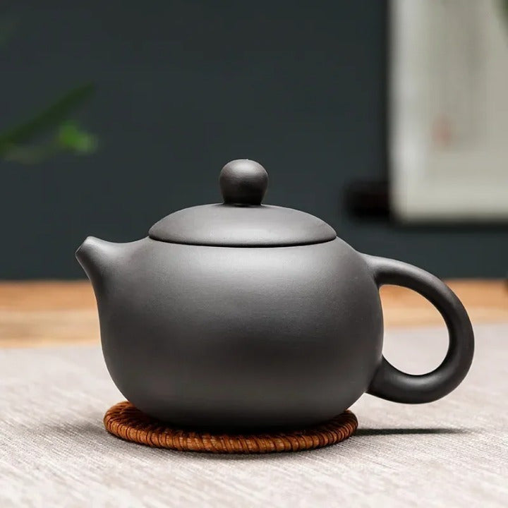 Théière en Terre Cuite de Yixing Ronde Noire 380 ml 