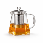 Théière en Verre Carré sur fond blanc 