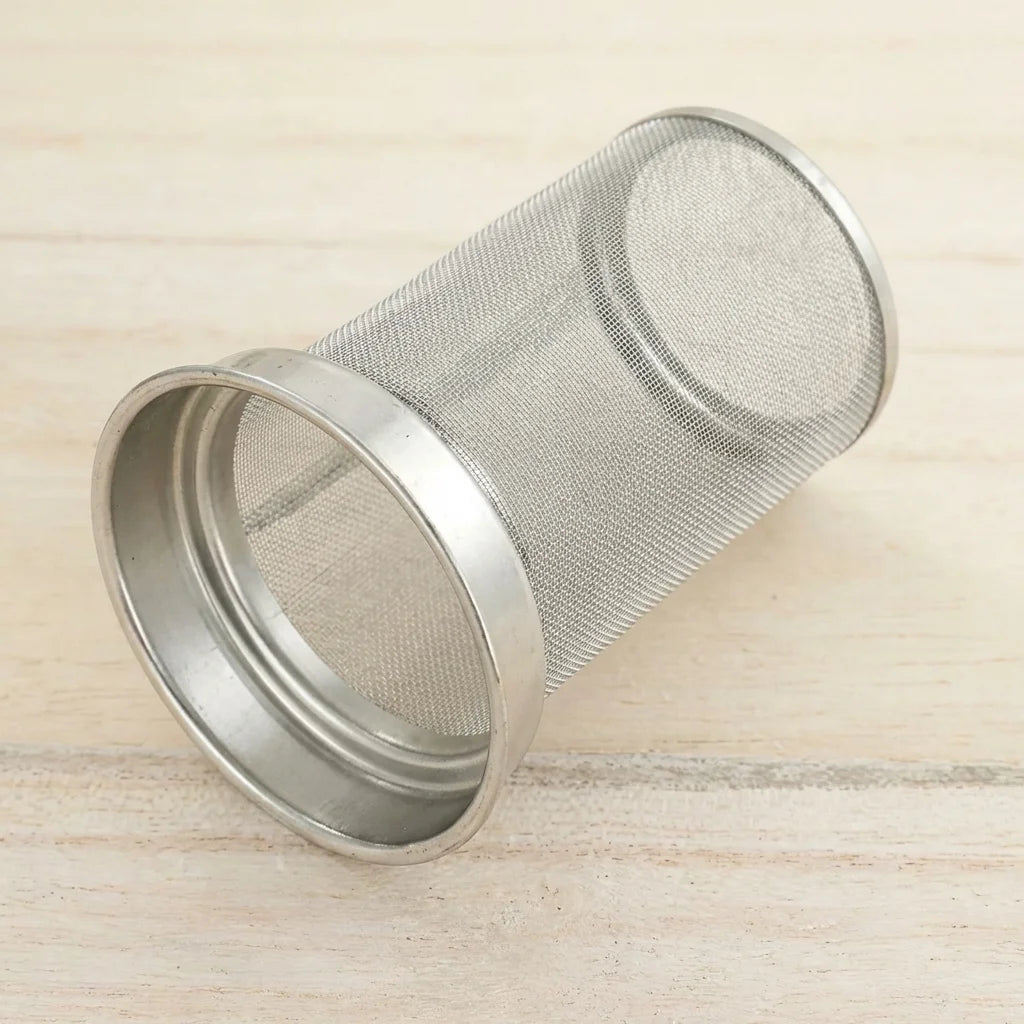 Théière induction en Acier Inoxydable vue sur le filtre 