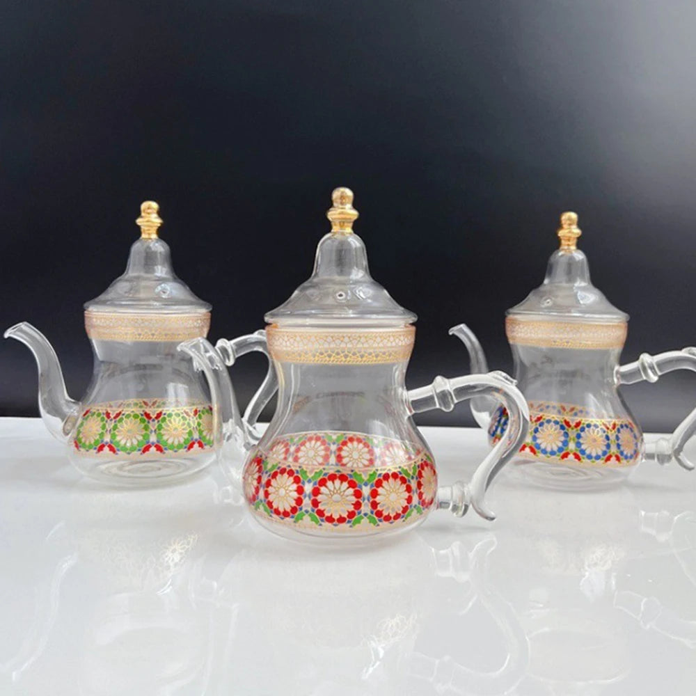 théière marocaine en verre et ses 3 couleurs 